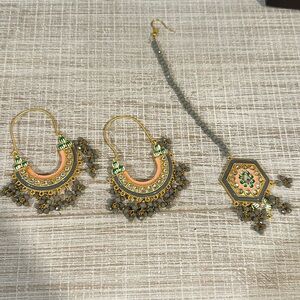 Earring & Tikka Set - Pakistani/Indian Style Jewelry (New)